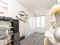 5 motivos por los que comprar tu cosmética en nuestro centro de estética facial en Barakaldo